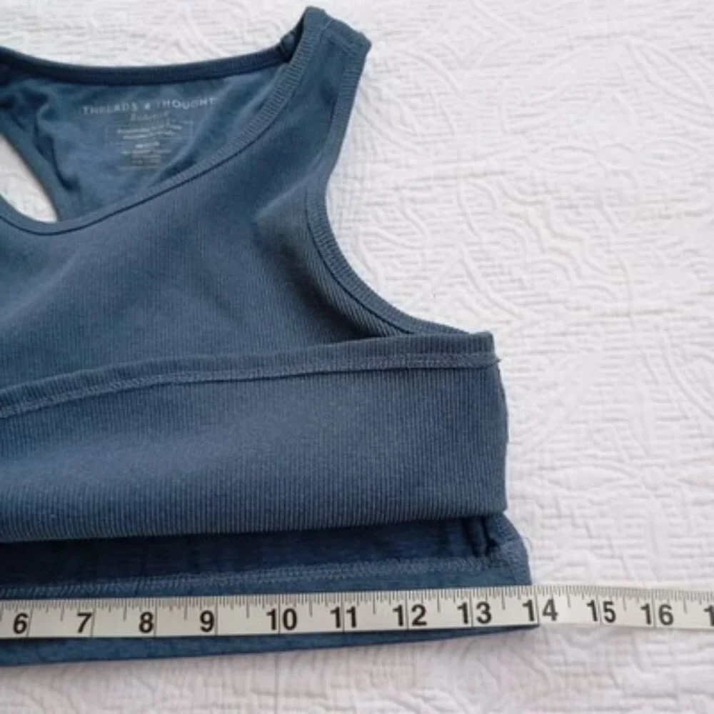 Two-Piece Womens Activewear M Stretchy Comfortable Pockets & Racerback Top